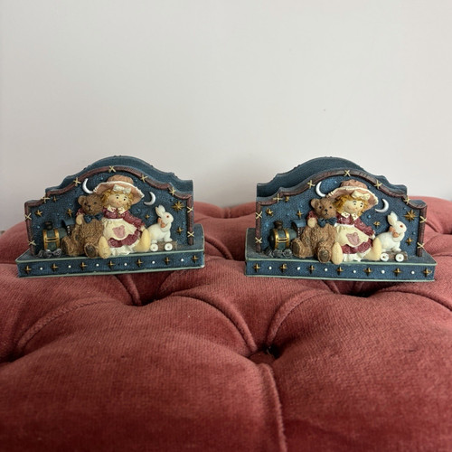 Studio hill resin teddy bear - studio,