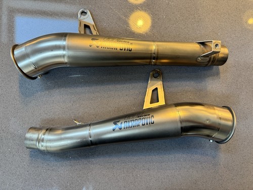 Akrapovic titanium slip - titanium,