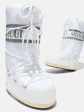 White Moon Boots Size 6/7.5 UK