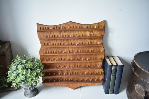 Vintage wooden thimble - wooden, display