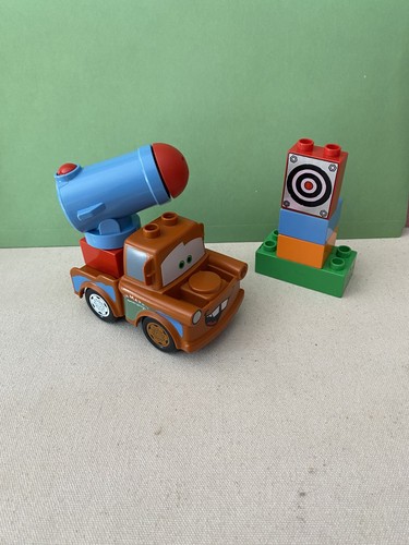 Duplo disney cars agent - agent, mater