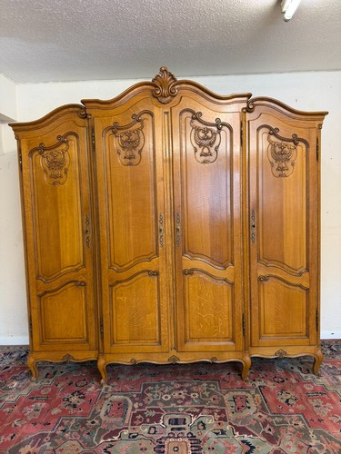 Quality french carved oak - quality, four