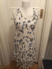 Ladies Luca Vanucci Size