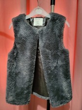 GIRLS GREY SOFT FEEL GILLET BODY WARMER AGE 9-10 YEARS PRIMARK