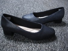 Ladies CLARKS Snakeskin Soft