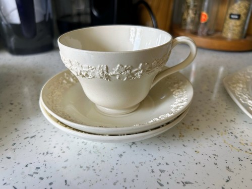 Wedgwood queensware embossed - wedgwood,