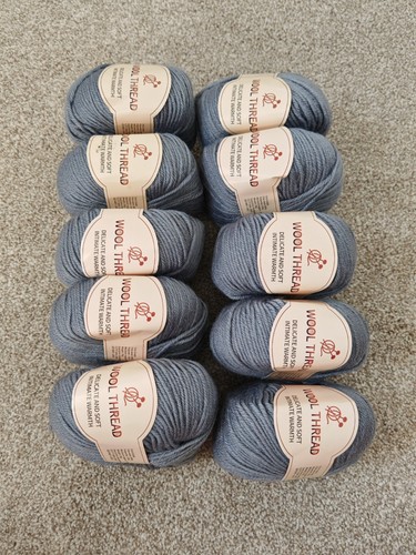Wool thread yarn skeins - dk, 10