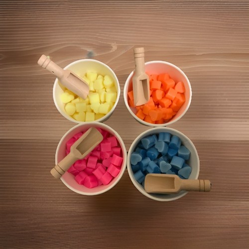 Lush soy wax - wax, scoop