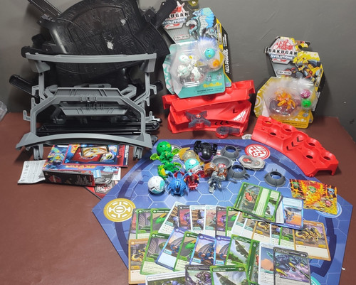 Joblot bakugan figures - of,