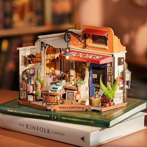 Robotime corner bookstore - corner,
