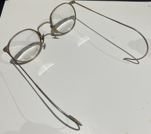 Antique wire frame glasses - antique,