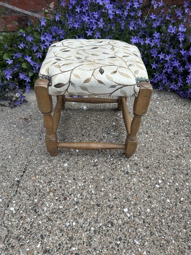 Small wooden stool upholstered - small,