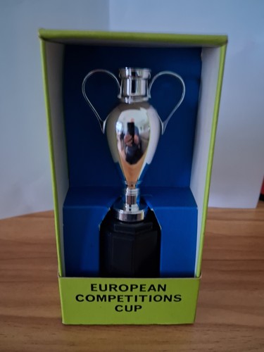 Subbuteo european cup c118 - subbuteo, cup.c118.