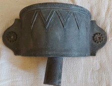 EARLY VICTORIAN HEAVY LEAD DECORATIVE RAINWATER DRAINAGE HOPPER