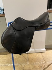 Fairfax MJC Black jump saddle