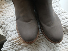 TU SOFT COMFORT GREY ANKLE  BOOTS SZ 7