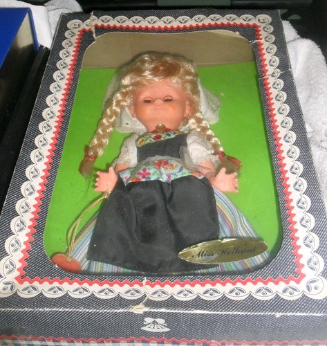 Vintage large dutch - large,