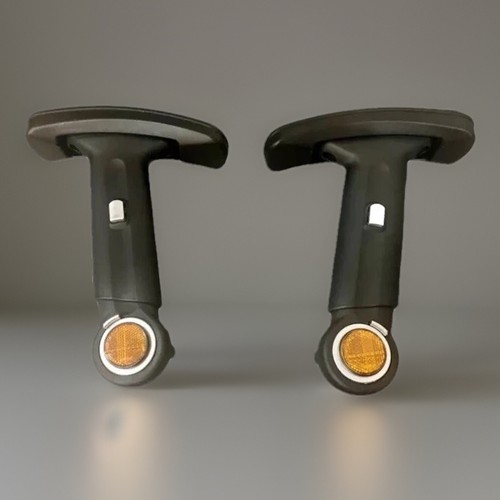 Pair arm rests - pair,