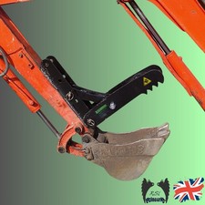 Digger excavator  thumb grab