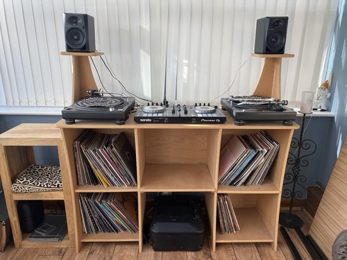 Set up - dj,