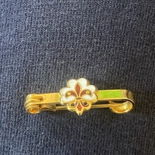 Vintage C1970s Boy Scouts enamel & Gilt Bar Brooch Badge 30x11 mm