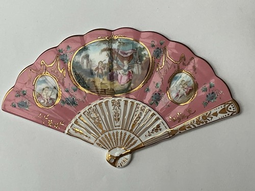 Grand tour collectable - tour”,