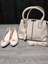 Ladies Brand New Cream Shoes With Matching Bag Size 3.5