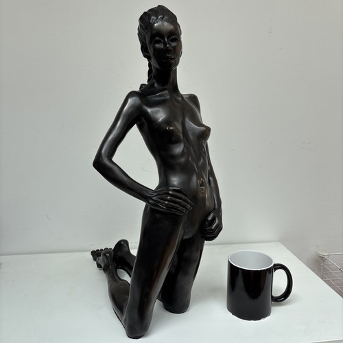 Large female nude - large, 21"