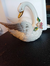 Vintage white swan vase gold