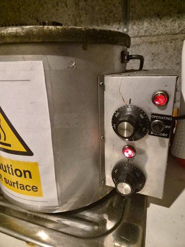 Seba litre heated wax - heated,