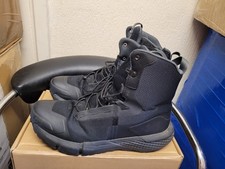 Under Armour Valsetz Vibram Men's Hiking Boots In Black Size UK 9