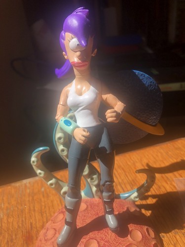 Leela futurama action figure - futurama,