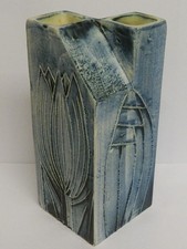 CARN POTTERY CORNWALL STUDIO JOHN BEUSMAN VASE.