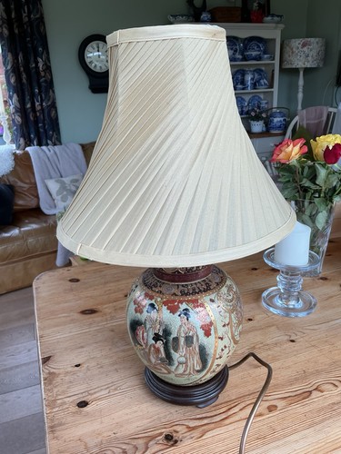 Chinese style table lamp - style,