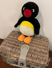 Vintage 1996 Golden Bear Pingu