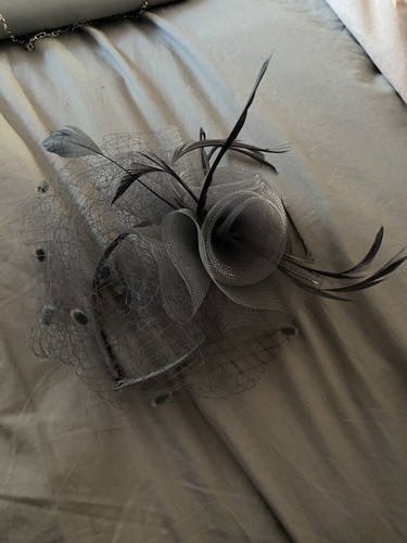 Grey silver fascinator - grey/silver,
