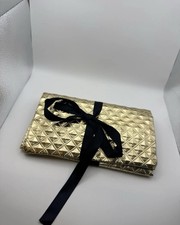 Gold and back jewellery travel
