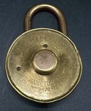 Antique Padlock Dot Lock