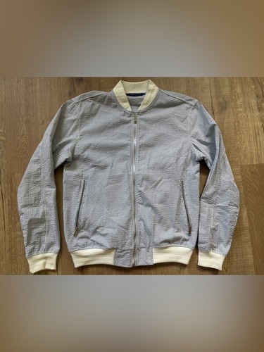 Zara man light - man, weight