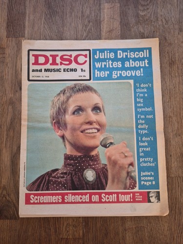 Disc and music echo julie - music,