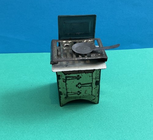 Vintage dolls house tinplate - dolls,