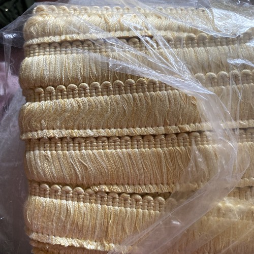 Metres brush cushion - 12.50,
