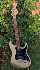 SQUIER STRATOCASTER STANDARD HSS 2003 – SHORELINE GOLD – CRAFTED IN CHINA