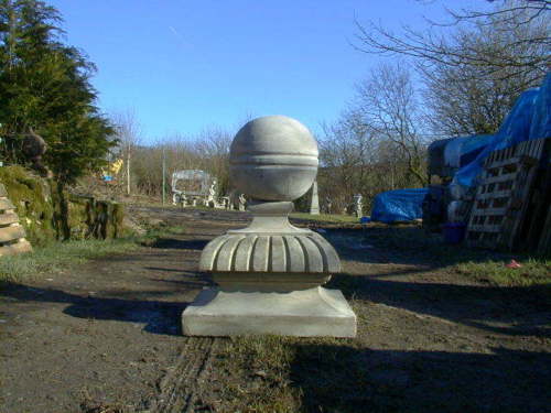 Finials pair gatepost top - of,