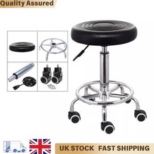 Adjustable salon stool - adjustable, swivel