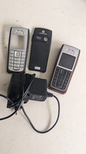 Vintage nokia 6230 charger - +,