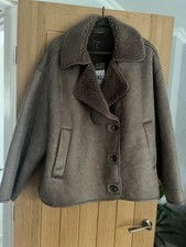 BNWT, sold out Primark borg