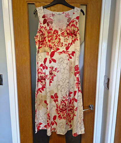 Marks spencer line scoop - marks,