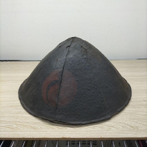 Antique japanese iron jingasa - japanese,