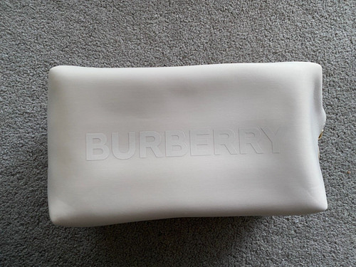 Authentic burberry beaute - authentic,